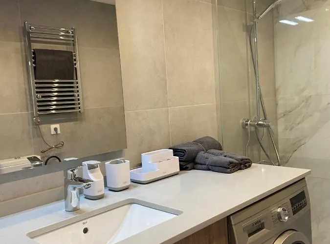 Relaxing Modern Beachfront - Amazing Sea View *